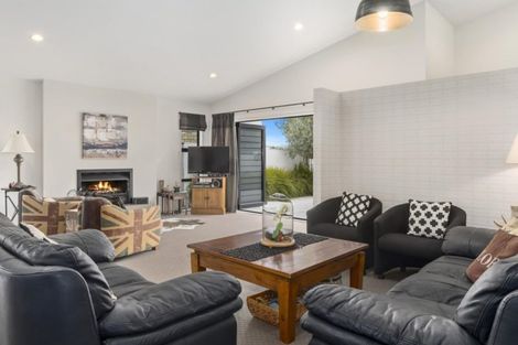 Photo of property in 300 Carmichael Road, Brookfield, Tauranga, 3110