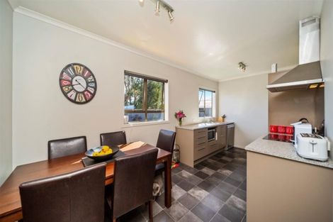 Photo of property in 37 Burns Street, Hawera, 4610