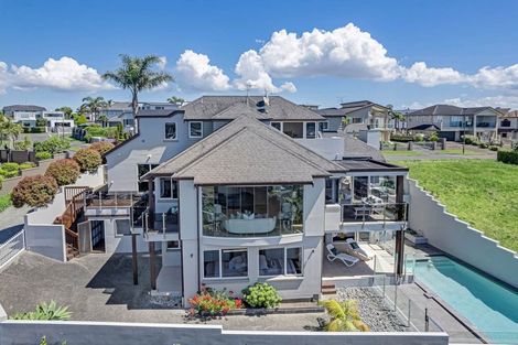 Photo of property in 72 Compass Way, Half Moon Bay, Auckland, 2012