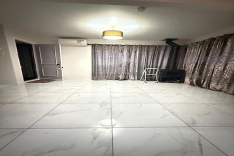 Photo of property in 1/15 Roseberry Avenue, Birkenhead, Auckland, 0626