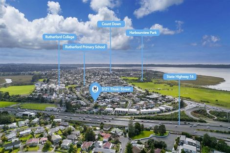 Photo of property in 3/21 Titoki Street, Te Atatu Peninsula, Auckland, 0610