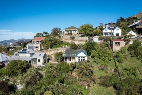 Photo of property in 12 Ticehurst Road, Lyttelton, 8082