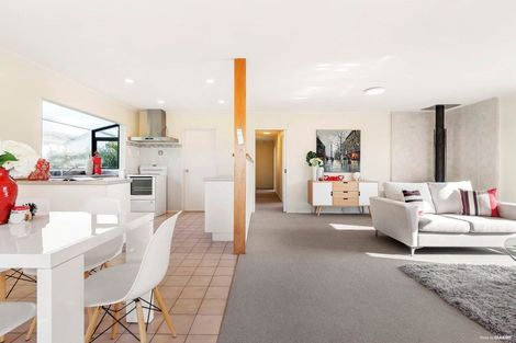 Photo of property in 1/106 Seymour Road, Sunnyvale, Auckland, 0612