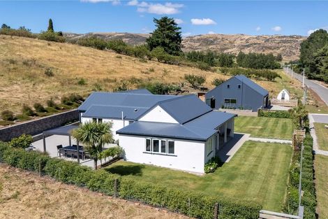 Photo of property in 56 Ladysmith Road, Roxburgh East, Roxburgh, 9571