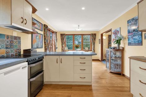 Photo of property in 2 Davidson Street, Glenholme, Rotorua, 3010