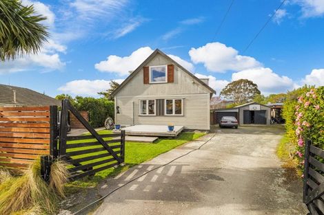 Photo of property in 28 Freyberg Avenue, Sawyers Bay, Port Chalmers, 9023