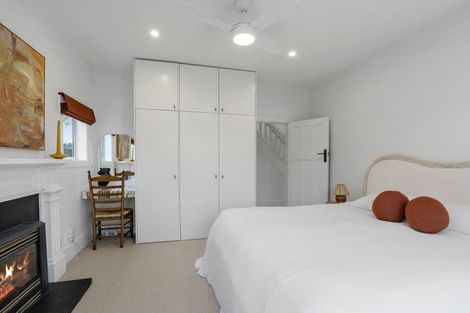 Photo of property in 17 Searells Road, Strowan, Christchurch, 8052