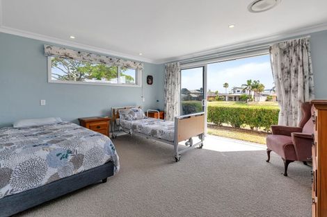 Photo of property in 2 Cayman Court, One Tree Point, 0118