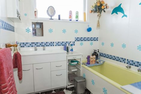 Photo of property in 24 Ransom Street, Dannevirke, 4930