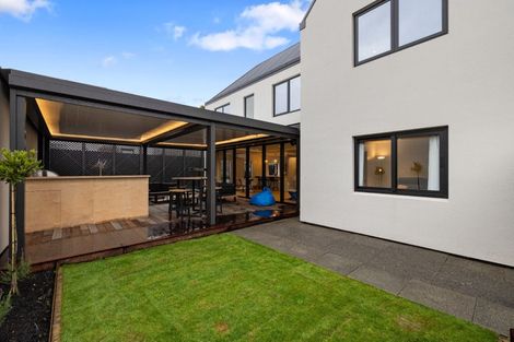 Photo of property in 88a Merivale Lane, Merivale, Christchurch, 8014