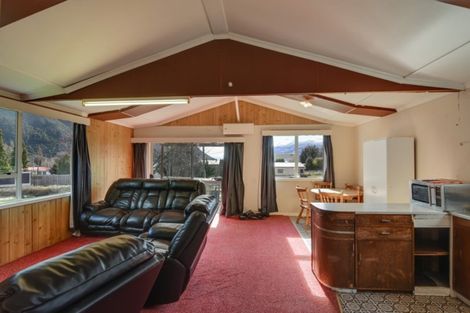 Photo of property in 35 Wesney Terrace, Kingston, Athol, 9793