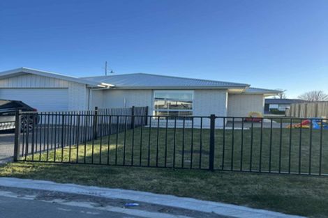 Photo of property in 10 Edlin Lane, Pegasus, 7612