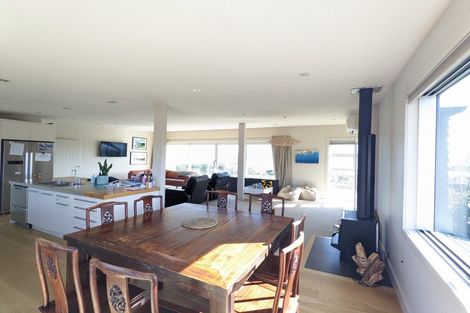 Photo of property in 2 Mccauley Grove, Hilltop, Taupo, 3330