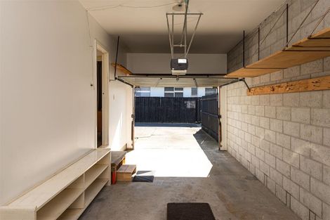 Photo of property in 8a Tamarisk Place, Parklands, Christchurch, 8083