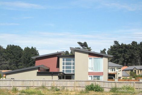 Photo of property in 95 Aston Drive, Waimairi Beach, Christchurch, 8083