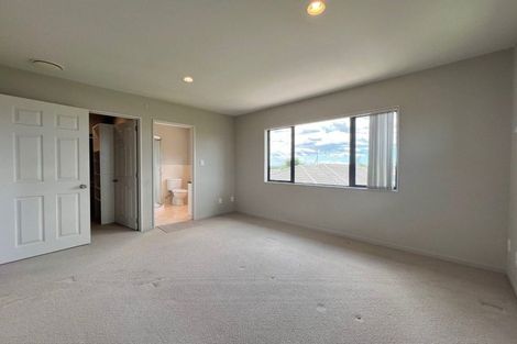 Photo of property in 28 Innisowen Place, Flat Bush, Auckland, 2019