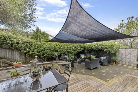 Photo of property in 6 Portland Street, Welcome Bay, Tauranga, 3112