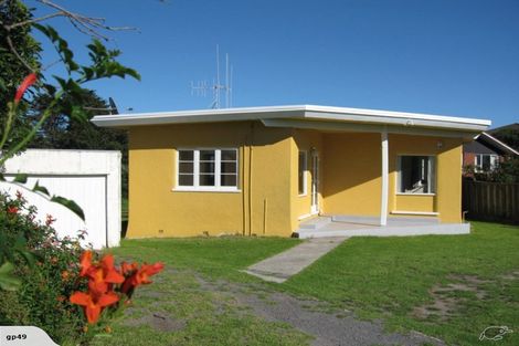 Photo of property in 182 Oceanbeach Road, Mount Maunganui, 3116