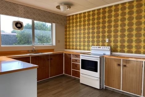 Photo of property in 16 Huatoki Street, Vogeltown, New Plymouth, 4310