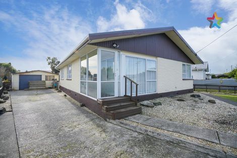 Photo of property in 52 Dipton Street, Kingswell, Invercargill, 9812