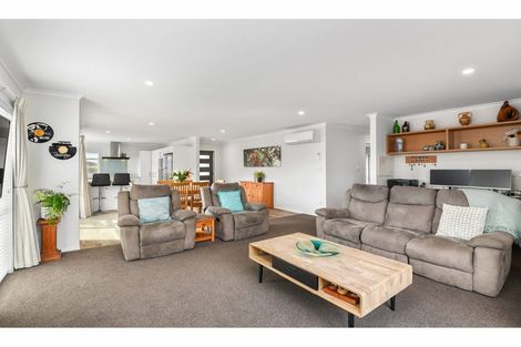 Photo of property in 57 Awataha Crescent, Pyes Pa, Tauranga, 3110