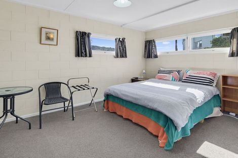 Photo of property in 10 Seaview Crescent, Picton, 7220