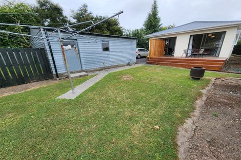 Photo of property in 100 Middlepark Road, Sockburn, Christchurch, 8042