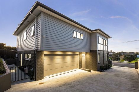 Photo of property in 17 Winscombe Street, Belmont, Auckland, 0622