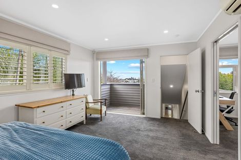 Photo of property in 166 Stapleford Crescent, Browns Bay, Auckland, 0630