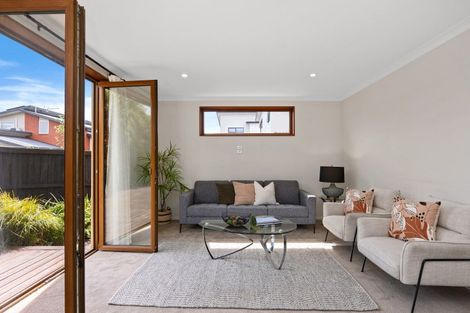 Photo of property in 9 Taylors Avenue, Bryndwr, Christchurch, 8052