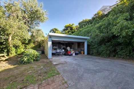 Photo of property in 2 Harvey Road, Bluff Hill, Napier, 4110