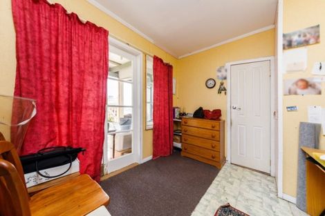 Photo of property in 18 Kowhai Street, Feilding, 4702