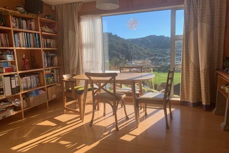 Photo of property in 131 Cockayne Road, Khandallah, Wellington, 6035