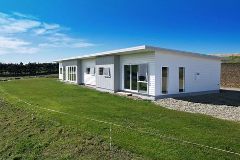 Photo of property in 17 Bradfield Road, Weston, Oamaru, 9491