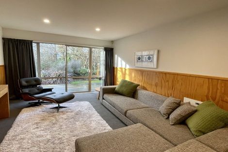 Photo of property in 11 Athol Terrace, Upper Riccarton, Christchurch, 8041