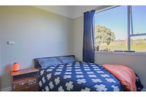 Photo of property in 5 Main Road, Pleasant Point, 7903