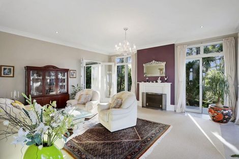 Photo of property in 291 Forest Hill Road, Waiatarua, Auckland, 0612