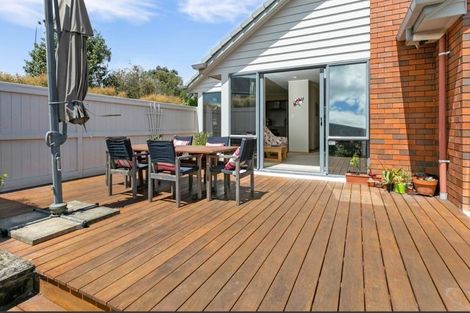 Photo of property in 18 Sharples Place, Somerville, Auckland, 2014