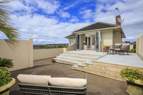 Photo of property in 1/42 Sunrise Avenue, Mairangi Bay, Auckland, 0630