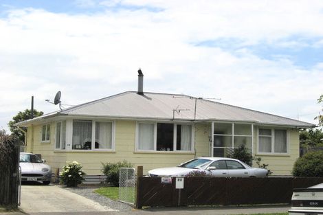 Photo of property in 18 Flay Crescent, Burnside, Christchurch, 8053