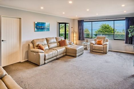 Photo of property in 26 Herewini Street, Titahi Bay, Porirua, 5022