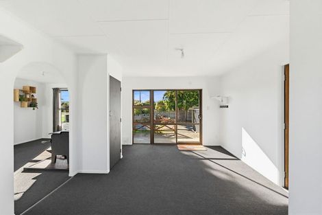Photo of property in 30 Norfolk Street, Riversdale, 9776