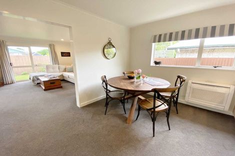 Photo of property in 2/58b Daniels Road, Redwood, Christchurch, 8051