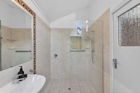 Photo of property in 9 Harvey Road, Bluff Hill, Napier, 4110