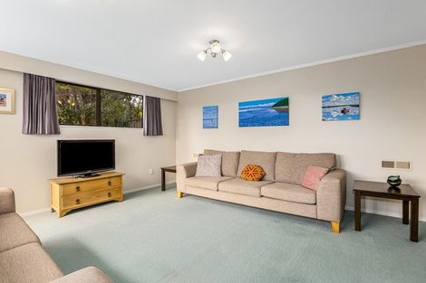 Photo of property in 7 Furneaux Grove, Whitby, Porirua, 5024