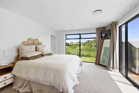Photo of property in 7 Matau Lane, Ferndale, New Plymouth, 4310