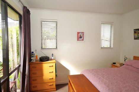 Photo of property in 16 Ocean View Rise, Ruakaka, 0116