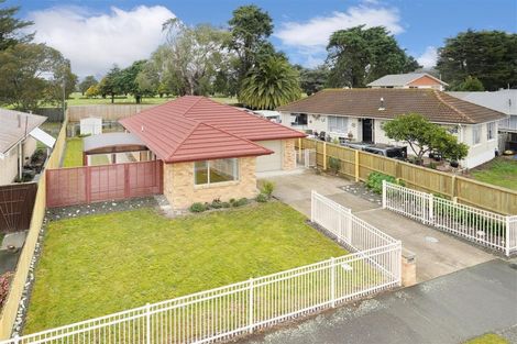 Photo of property in 136 Hay Street, Bromley, Christchurch, 8062