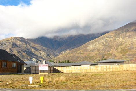 Photo of property in 22 Lochnagar Drive, Lake Hayes, Queenstown, 9304