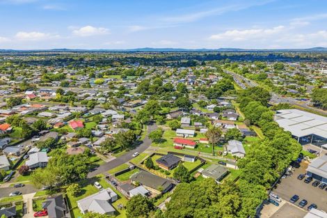Photo of property in 53 Oakfield Crescent, Pukete, Hamilton, 3200